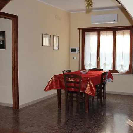 A Casa Di Nonna Apartment *